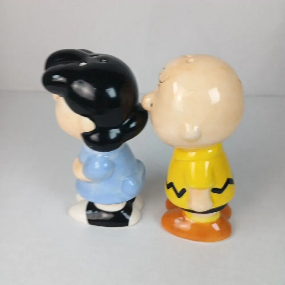 Peanuts Charlie Brown Lucy Ceramic Salt Pepper Shaker Set Feature Syndicate 4